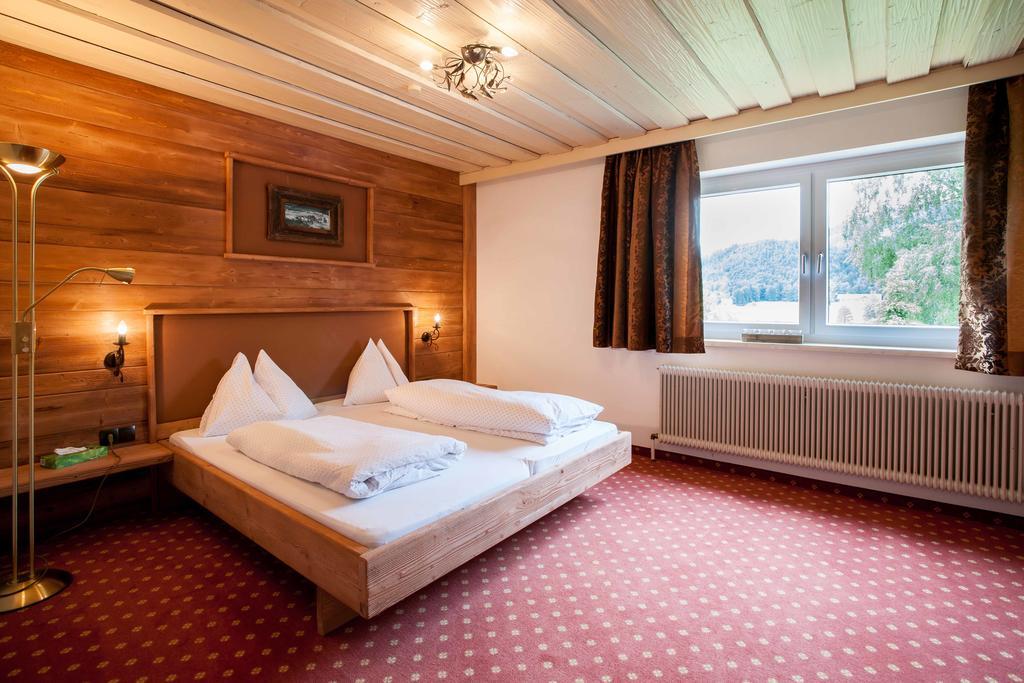 Hotel Alte Post Faistenau Εξωτερικό φωτογραφία